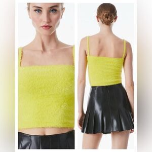 NWT Alice + Olivia Luetta Fuzzy Top